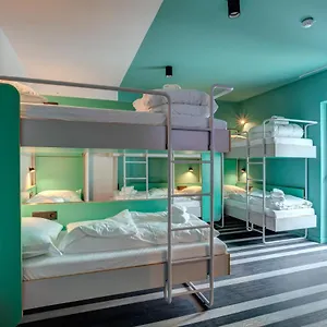 3* Szálloda Meininger Gare Du Midi