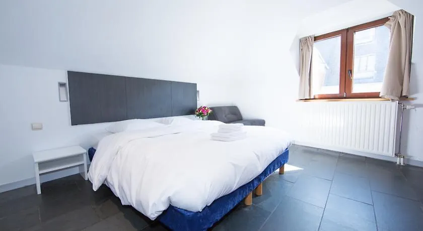 Azimut Flathotel Aparthotel Брюссель 3*,