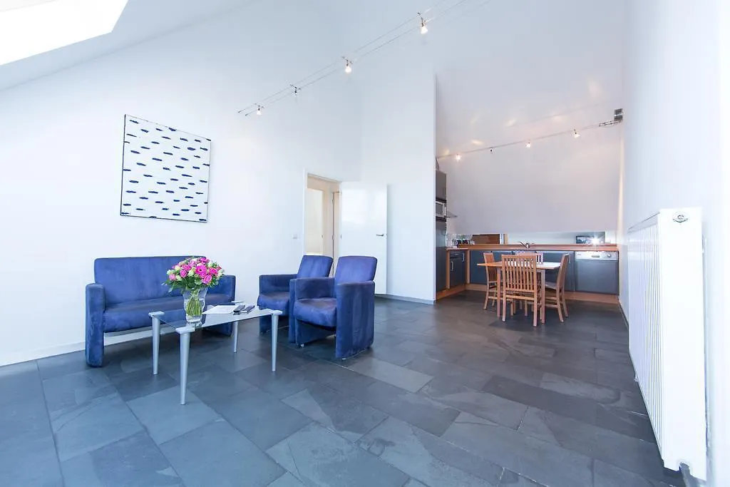 Azimut Flathotel Aparthotel Брюссель