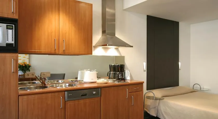 Azimut Flathotel Aparthotel Брюссель Бельгия